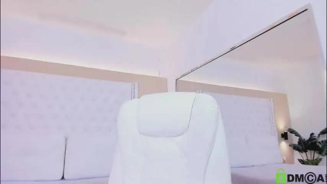 Image 7 of celeste_wayne Stream on Chaturbate on 1 month ago