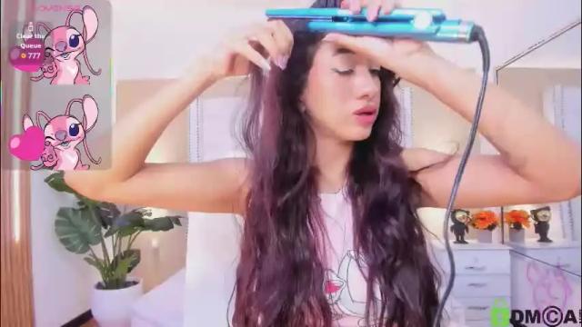 Image 4 of celeste_wayne Stream on Chaturbate on 1 month ago