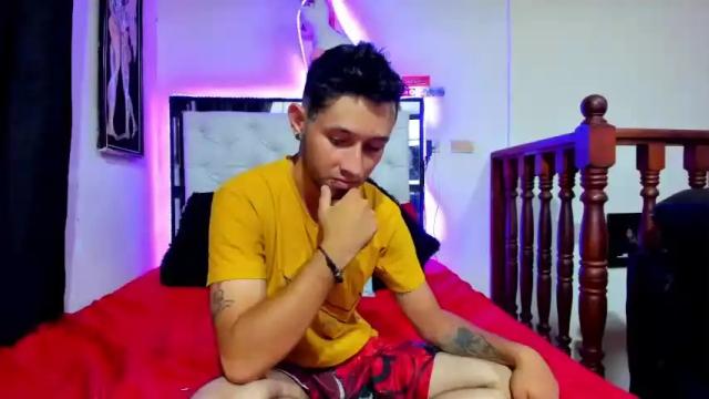 Image 4 of celeste_y_pipe Stream on Chaturbate on 13 months ago