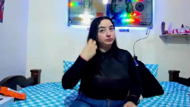 Image 3 of celeste_y_pipe Stream on Chaturbate on 12 months ago