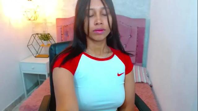 Image 6 of celesteevanss_ Stream on Chaturbate on 27 days ago