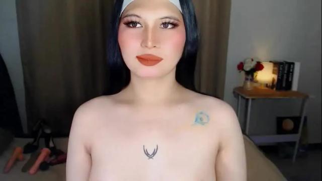 Image 6 of celestehollywood Stream on Chaturbate on 1 month ago
