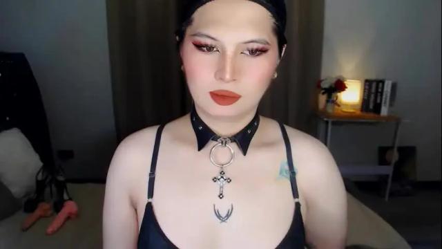 Image 7 of celestehollywood Stream on Chaturbate on 16 days ago