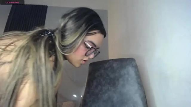 Image 7 of celestemc_26 Stream on Chaturbate on 8 months ago