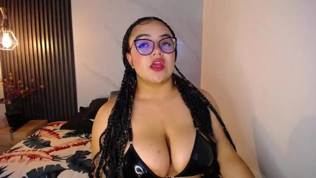 Image 5 of celestemc_26 Stream on Chaturbate on 6 months ago