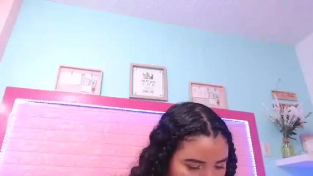 Image 8 of celestepretthy Stream on Chaturbate on 16 months ago