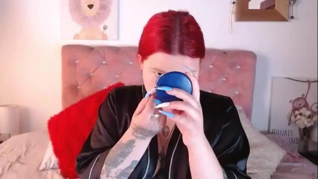 Image 10 of celesteredds Stream on Chaturbate on 14 days ago