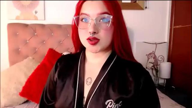 Image 4 of celesteredds Stream on Chaturbate on 3 days ago