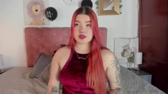Image 6 of celesteredds Stream on Chaturbate on 1 month ago