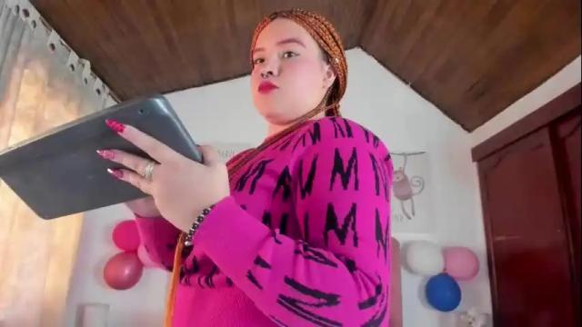 Image 6 of celesteredds Stream on Chaturbate on 1 month ago