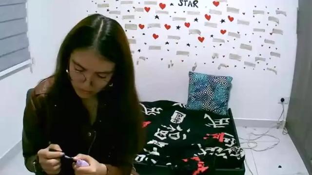 Image 3 of celestestar18_ Stream on Chaturbate on 18 months ago