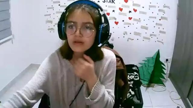 Image 7 of celestestar18_ Stream on Chaturbate on 17 months ago