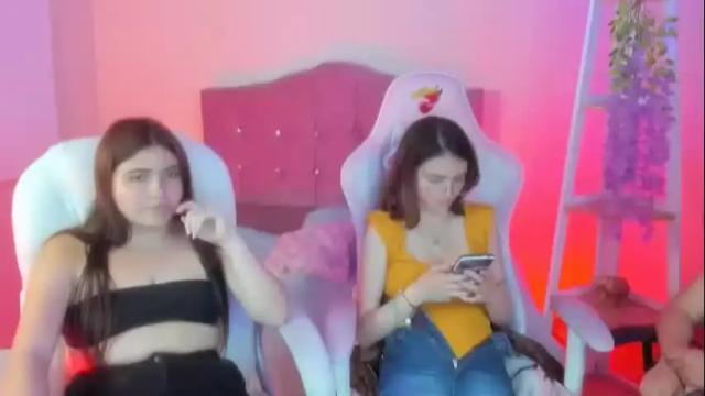 Image 4 of celestestar_18 Stream on Chaturbate on 15 months ago
