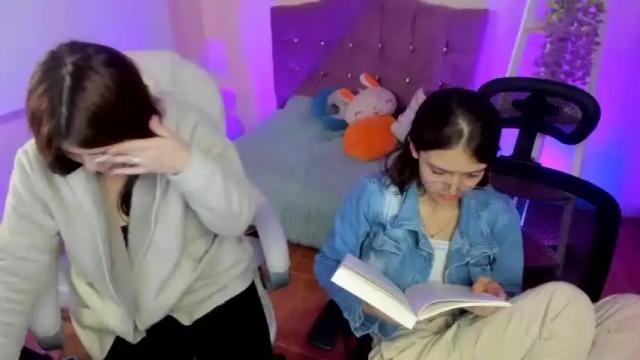 Image 3 of celestestar_18 Stream on Chaturbate on 13 months ago