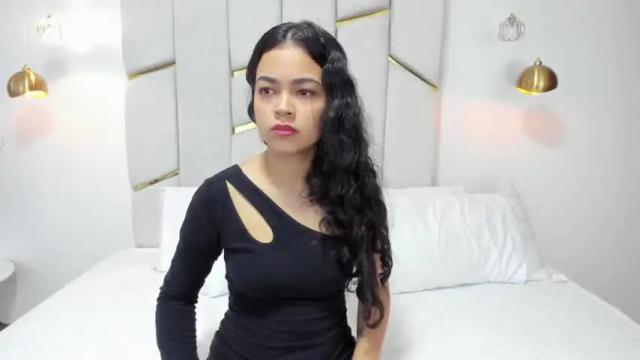 Image 6 of celestewithman Stream on Chaturbate on 19 months ago