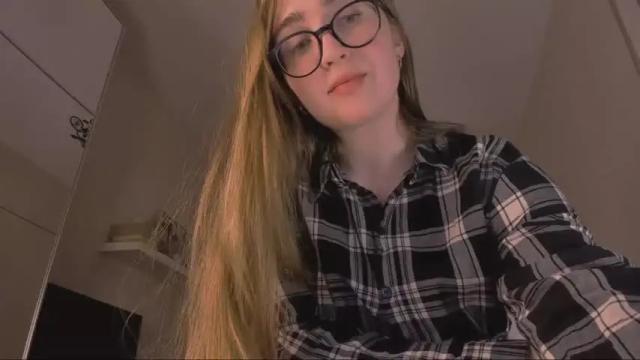 Image 2 of celestial__angel Stream on Chaturbate on 16 months ago