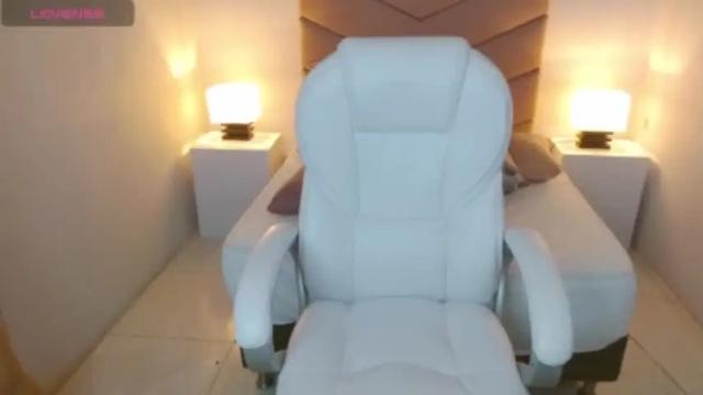 Image 4 of celestica_rose Stream on Chaturbate on 18 months ago