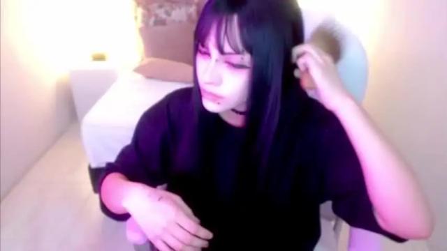 Image 6 of celestica_rose Stream on Chaturbate on 18 months ago