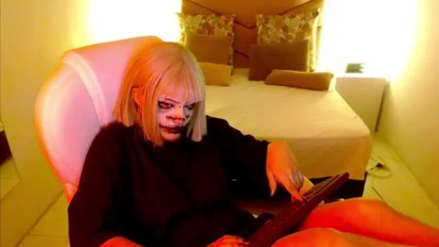 Image 3 of celestica_rose Stream on Chaturbate on 18 months ago