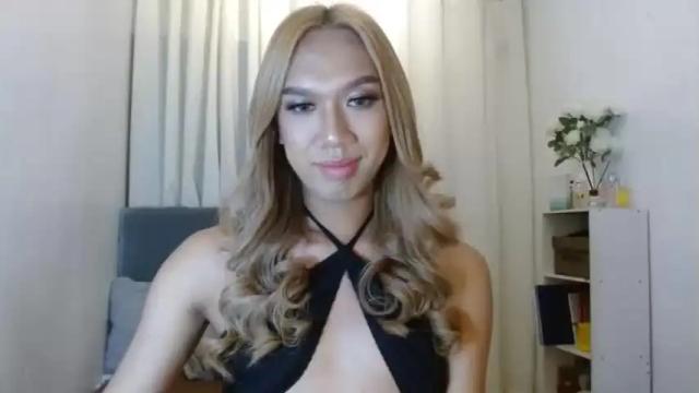 Image 4 of celestinalinaa Stream on Chaturbate on 20 months ago