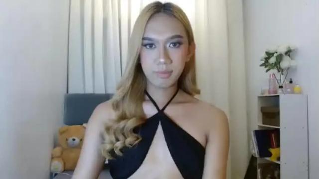 Image 4 of celestinalinaa Stream on Chaturbate on 18 months ago