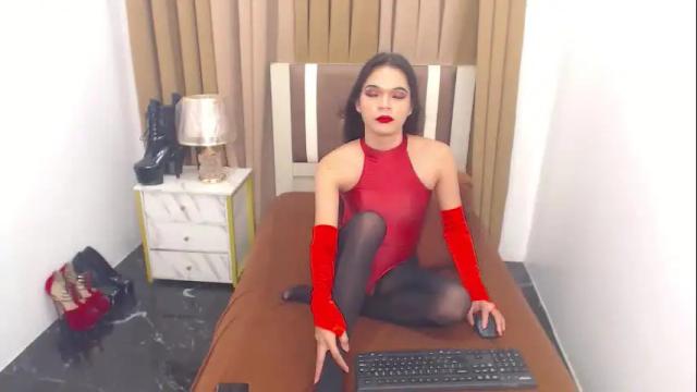 Image 12 of celestresilva Stream on Chaturbate on 1 month ago