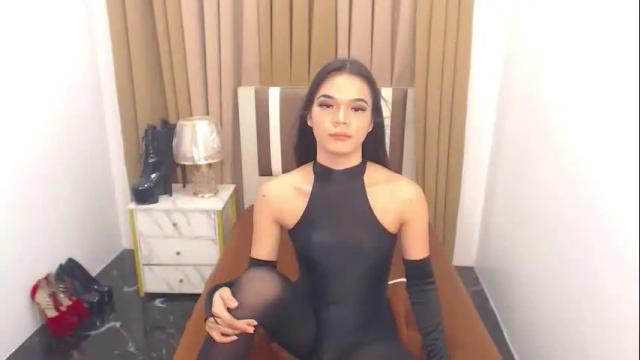 Image 2 of celestresilva Stream on Chaturbate on 1 month ago