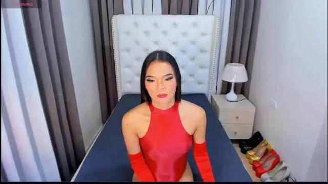 Image 10 of celestresilva Stream on Chaturbate on 16 days ago