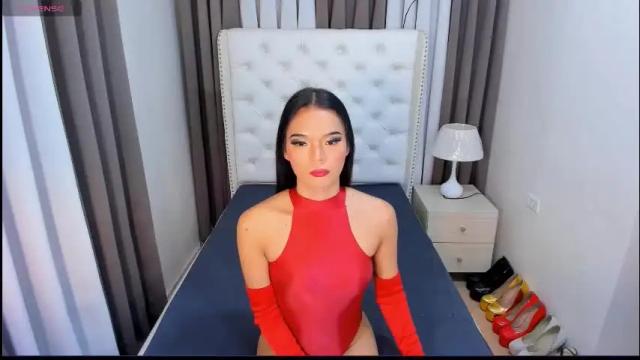 Image 2 of celestresilva Stream on Chaturbate on 16 days ago