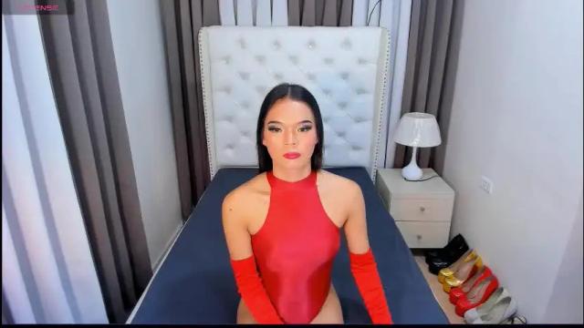 Image 3 of celestresilva Stream on Chaturbate on 16 days ago