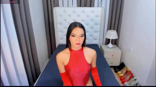 Image 6 of celestresilva Stream on Chaturbate on 16 days ago