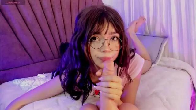 Image 3 of celestte_ruizz Stream on Chaturbate on 2 months ago