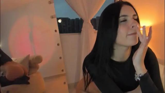 Image 3 of celia_dubois Stream on Chaturbate on 2 months ago