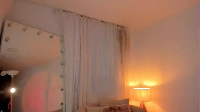 Image 2 of celia_dubois Stream on Chaturbate on 2 months ago