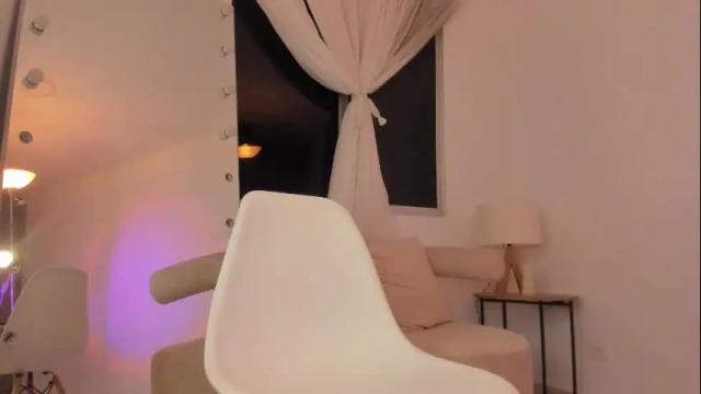 Image 12 of celia_dubois Stream on Chaturbate on 1 month ago