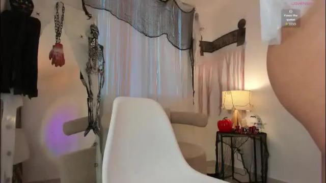 Image 7 of celia_dubois Stream on Chaturbate on 5 days ago
