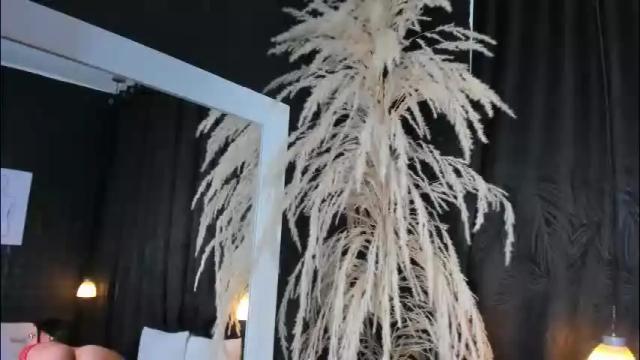 Image 2 of celinayhanck Stream on Chaturbate on 10 days ago