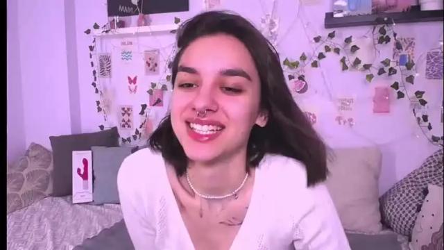 Image 6 of celine_dionn Stream on Chaturbate on 22 days ago