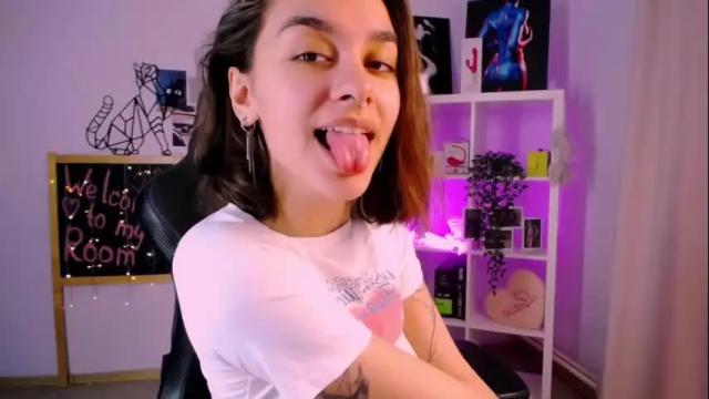 Image 10 of celine_dionn Stream on Chaturbate on 20 days ago