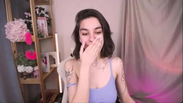 Image 7 of celine_dionn Stream on Chaturbate on 15 days ago