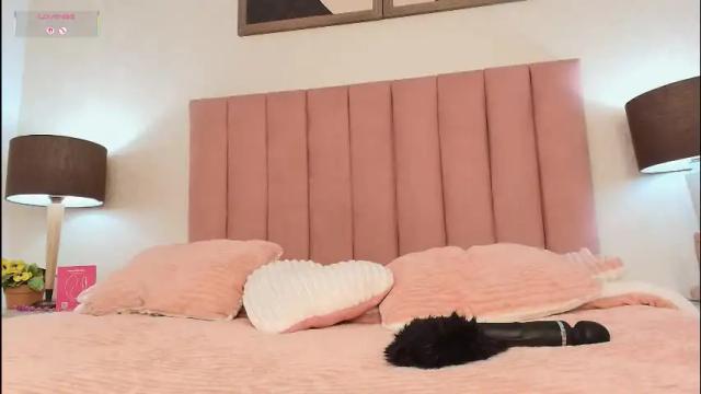 Image 11 of celine_golden Stream on Chaturbate on 1 month ago