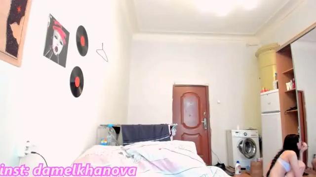 Image 3 of celine_rose Stream on Chaturbate on 14 months ago