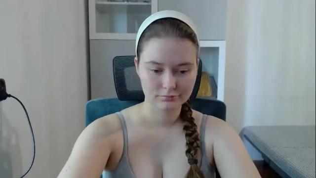 Image 3 of celinenatur Stream on Chaturbate on 1 month ago