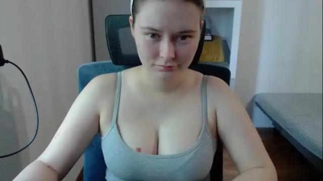 Image 8 of celinenatur Stream on Chaturbate on 1 month ago