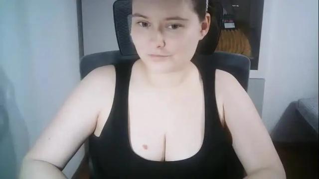 Image 10 of celinenatur Stream on Chaturbate on 1 month ago