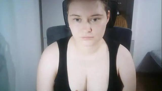 Image 2 of celinenatur Stream on Chaturbate on 1 month ago