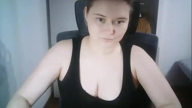 Image 8 of celinenatur Stream on Chaturbate on 1 month ago