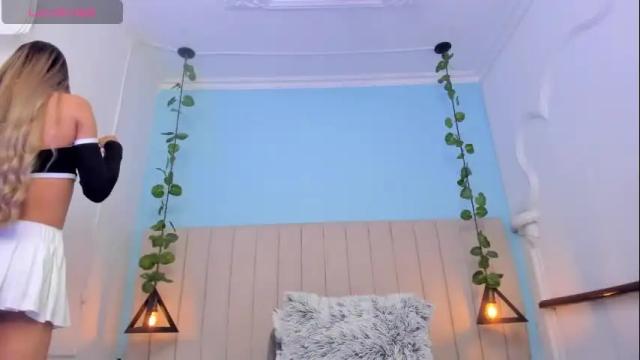 Image 3 of cellesteevans Stream on Chaturbate on 7 months ago