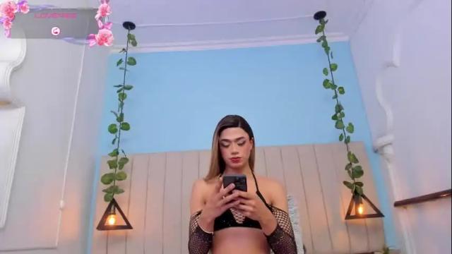 Image 12 of cellesteevans Stream on Chaturbate on 7 months ago