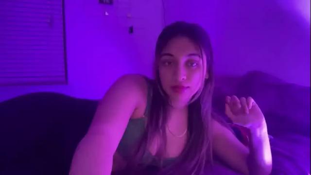 Image 10 of celsincutie985295 Stream on Chaturbate on 15 months ago